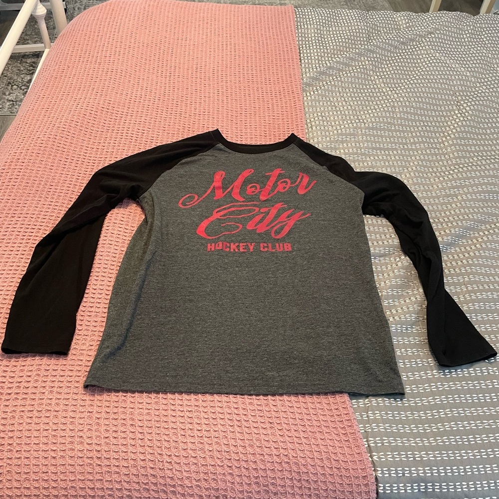 Motor City Hockey Club, Women’s, Small, George, Black and Grey w Red Script